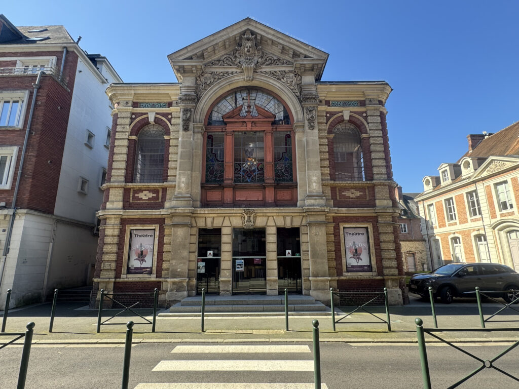 découvrir lisieux et sa culture